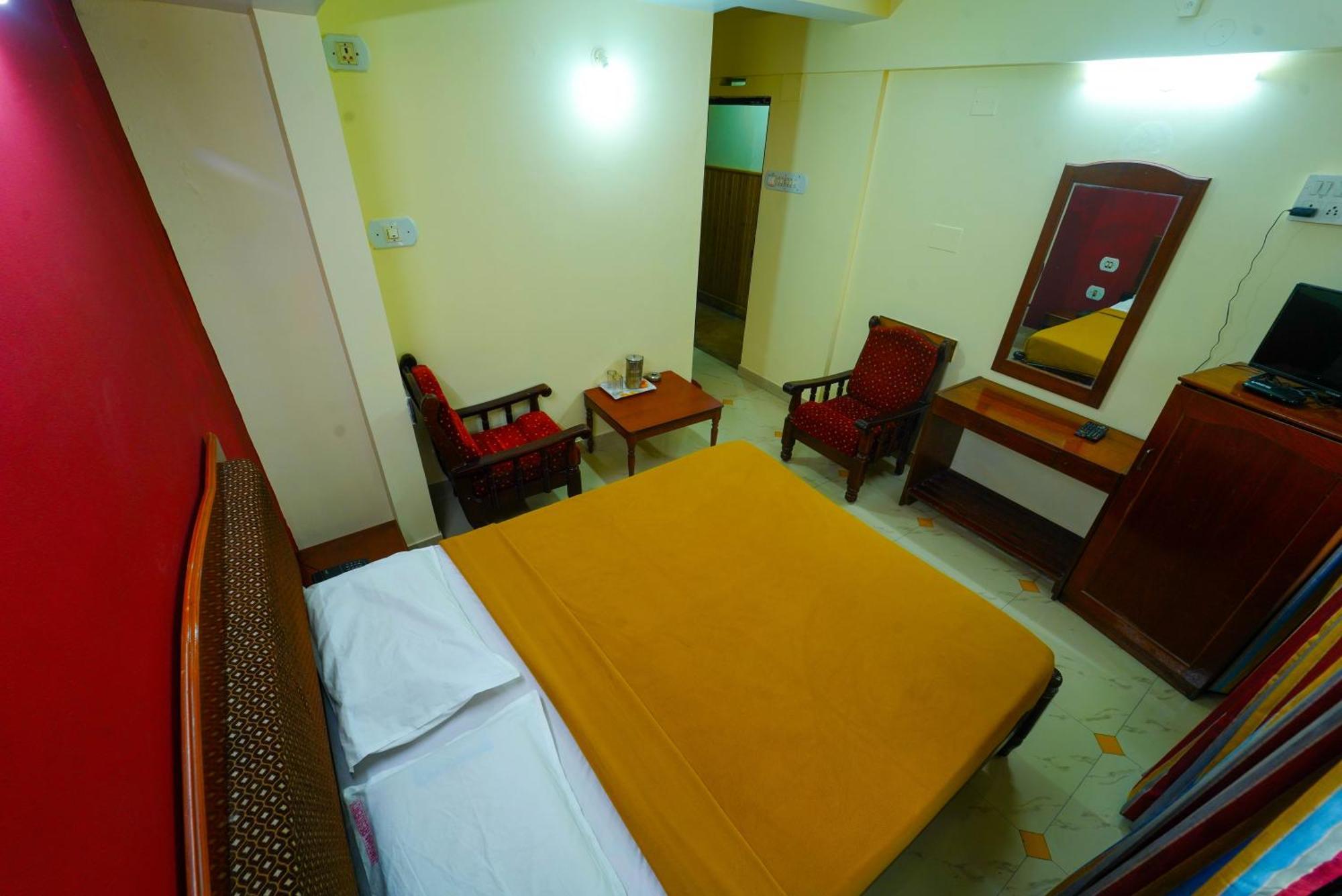 Amogha Residency Hotel ไมซอร์ ภายนอก รูปภาพ