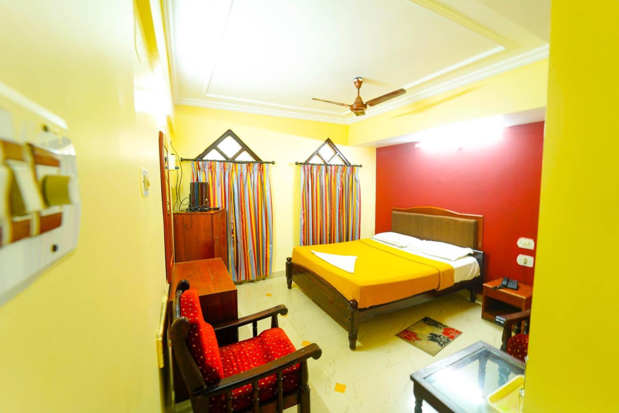 Amogha Residency Hotel ไมซอร์ ภายนอก รูปภาพ