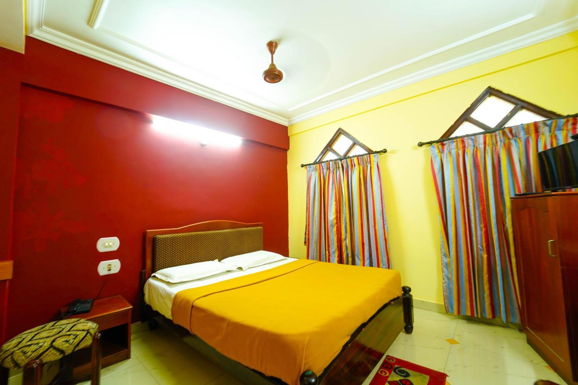 Amogha Residency Hotel ไมซอร์ ภายนอก รูปภาพ